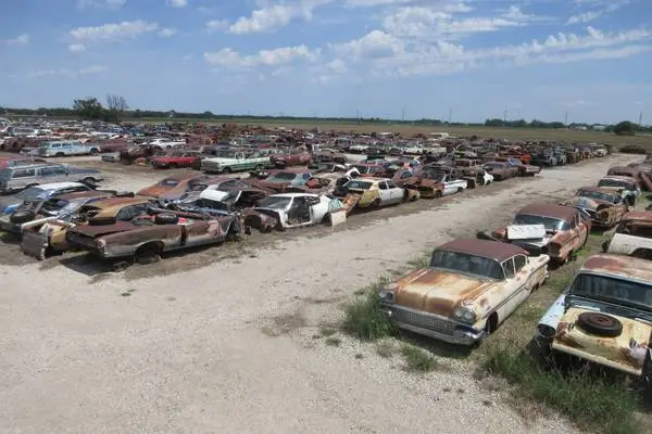 UPDATE! Parts & Project Cars & Trucks, 1920s-1980s 2,000 Cars