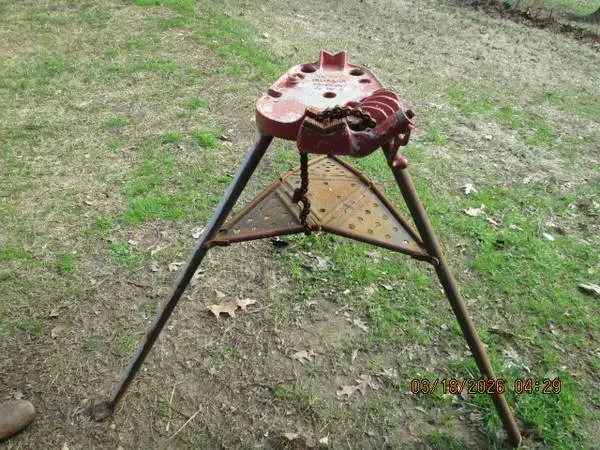 Ridget pipe vise ,or mule