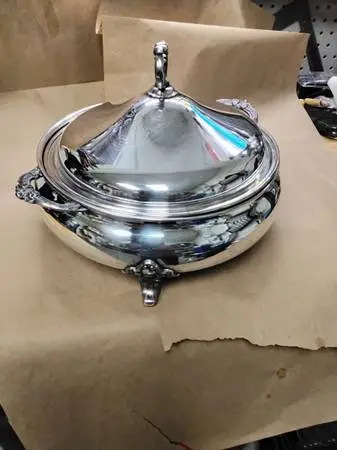 Vintage Silver Plated Casserole Or Soup Tureen With Lid $60 OBO
