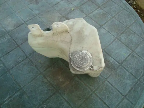 1997 Mitsubishi Galant Windshield Washer Fluid Reservoir