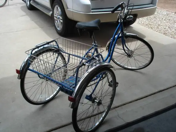 SCHWINN ADULT 3 WHEEL TRIKE