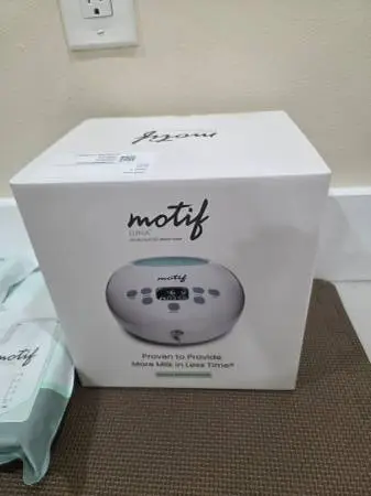 Luna Double Electric Breast Pump with Battery