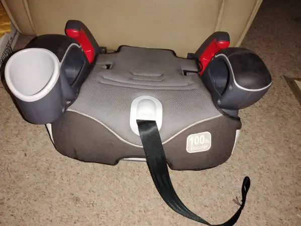 Graco Turbo Booster Backless Booster Car Seat!