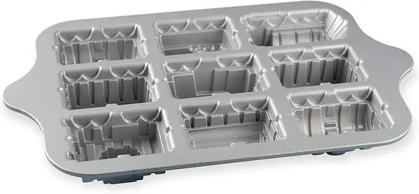 Nordic Golden Train Cake Pan