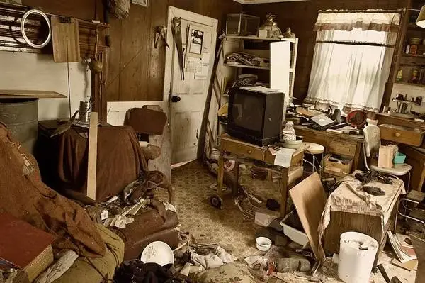 HONEST BUYER OF OLD STUFF - CASH FOR ESTATES / CLEANOUTS