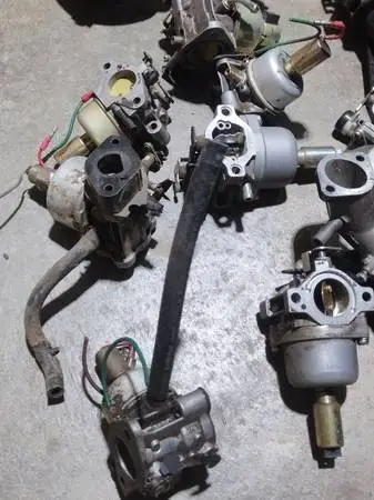 Use lawn mower carburetors