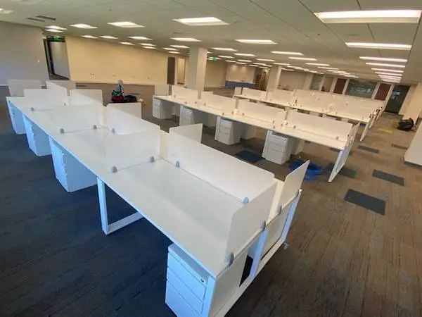 **🏈🏈🏈NEW office furniture,cubicles at 40% off in stock 🏈🏈🏈-003