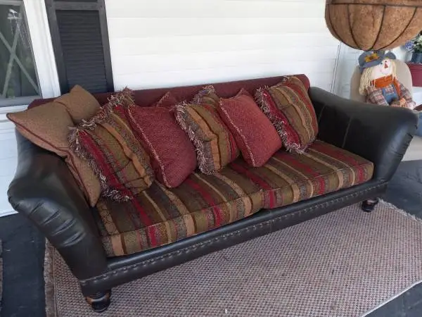Craftwork custom leather couch/$200/