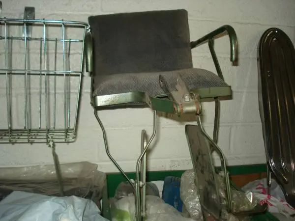 1970S VINTAGE SCHWINN BABY SEAT