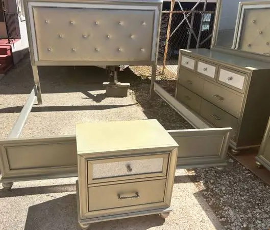King Size Bedroom Set - Grayish/Taupish/Greenish Color