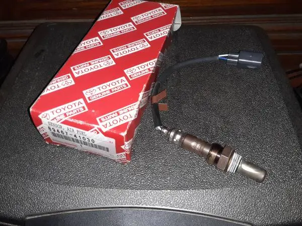 GENUINE TOYOTA/LEXUS AIR FUEL RATIO SENSOR model# 89467