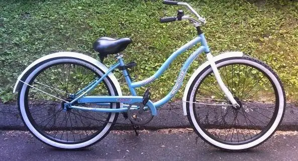 CRUISER LADIES/GIRLS! - LOOKS GOOD! - EVERYTHING WORKS! - LOW PRICE!