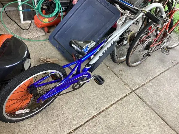 Trek Mountain * Kids Tandom bike ride behind * Fits on seat tube *