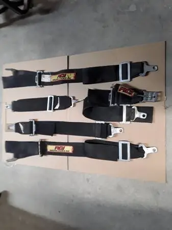 3 Black RCI 5-point harness (used)