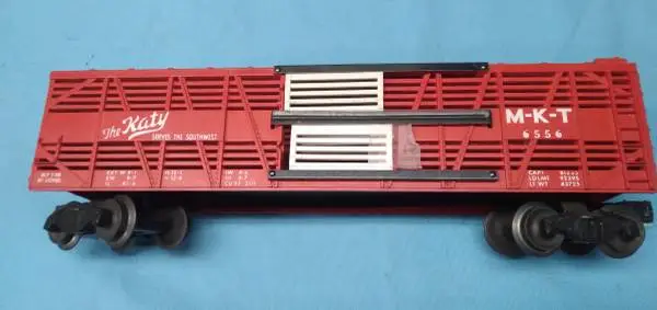 LIONEL 6556 KATY CATTLE CAR RED, 1956 only. SHIPPING AVAILABLE