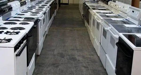 Electric or gas stove range oven