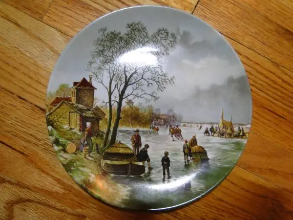 1984 Vintage hand-painted plate - Royal Schwabap