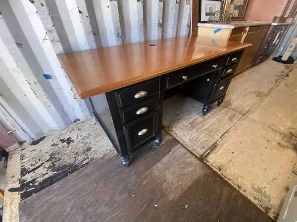 66W x 30T x 34D Black Wood Desk Med Brown Top 6 Drawers Used
