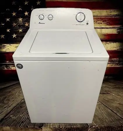 Amana Washer. Good basic type. Works great. Free delivery