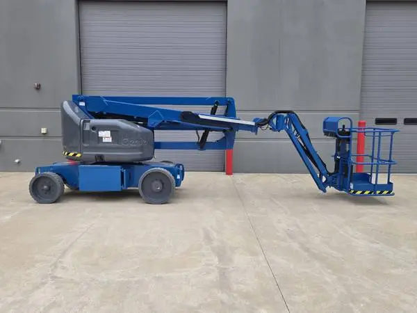 ELECTRIC ARTICULATING MANLIFT 2016 GENIE Z-40/23N RJ