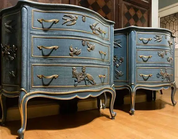 2 Nightstands