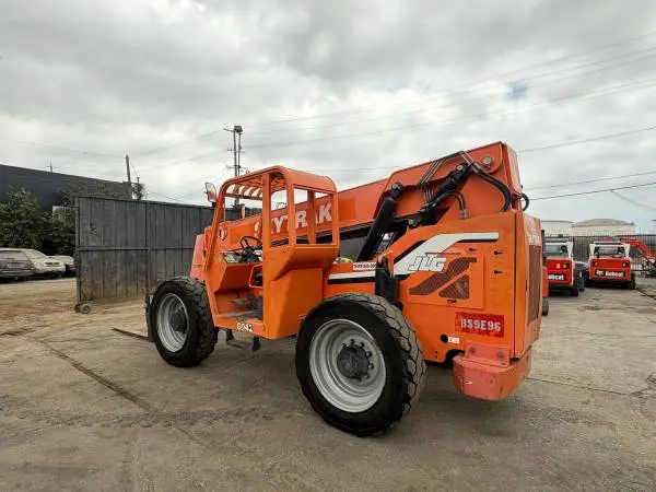 SkyTrak 6042 Telehandler Forklift