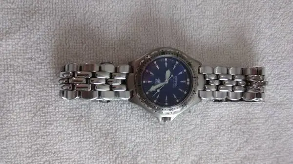 Vintage Blue-Face Mens Fossil Watch (300 Feet Water Proof)