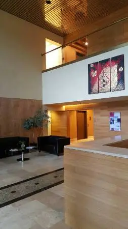►►1 , 2, 3, 4 or 7 ROOM OFFICE SUITES ►► ...HARDWOOD
