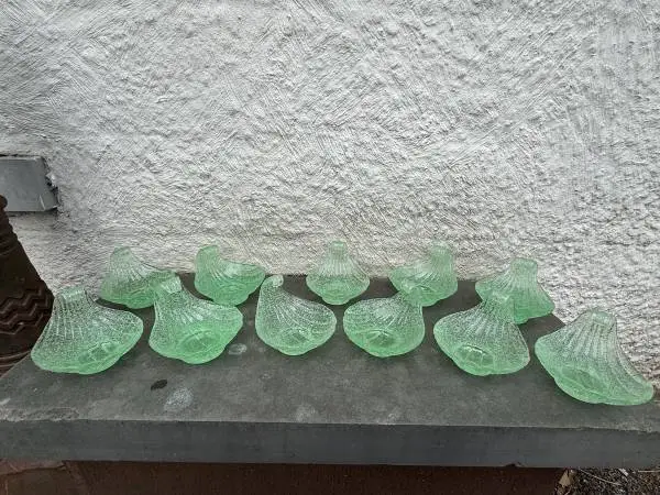 Vintage Fratelli Toso Murano Glass Pale Green Scalloped Overshot Bowls