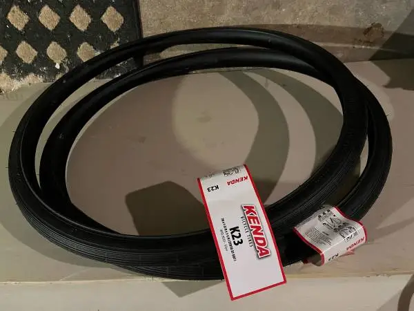 2 New Kenda K23 -26 x 1 3/8 x 1 1/4 Blackwall Tires for Schwinn