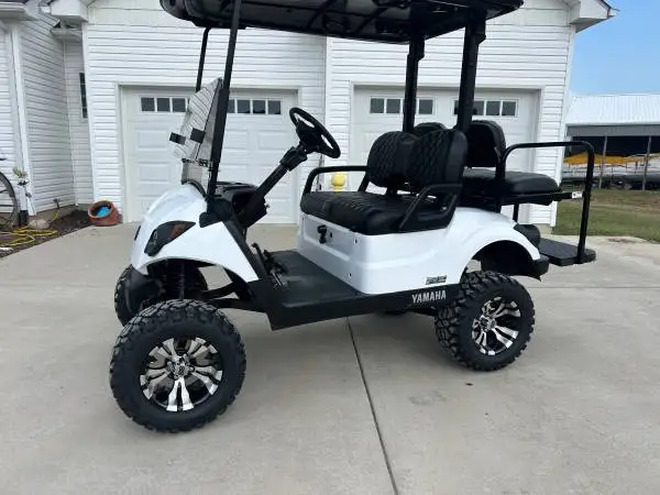 2023 Yamaha drive2 gas golf cart lift