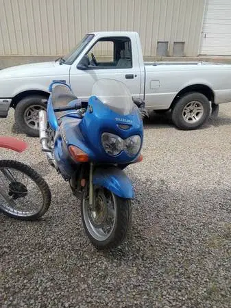 1999 Suzuki katana, mechanic special.