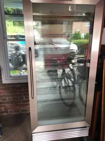 Frigidaire Commercial Grade Refrigérator