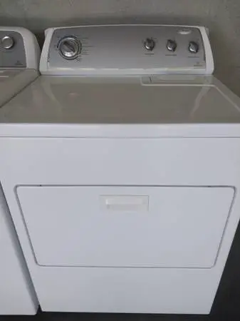 Whirlpool electric dryer ( excellent condition)