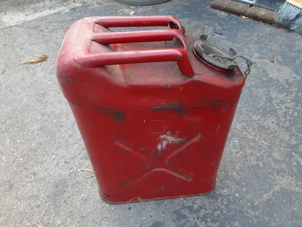 1 USMC Military 5 Gallon US Jerry Gas Fuel Can  BLITZ