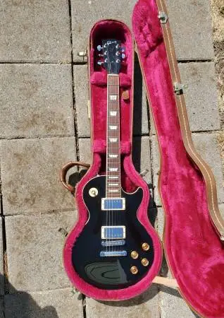 Gibson Les Paul Standard 2001 with OHSC