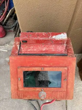 Dad’s vintage Working Sand Blaster