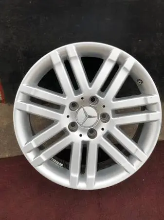 MERCEDES RIM WHEEL 17 INCH FACTORY 5 LUGS ONLY ONE RIM