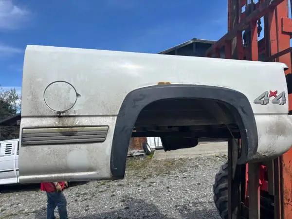 chevy pickup box
