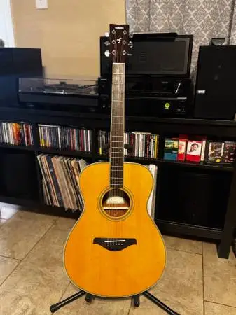 Yamaha FS-TA trans acoustic guitar