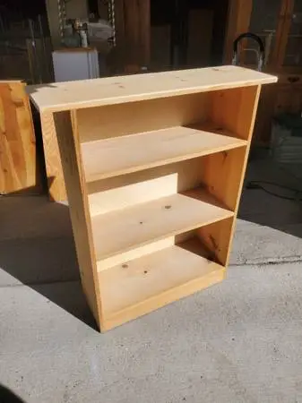 Medium solid wood bookshelf