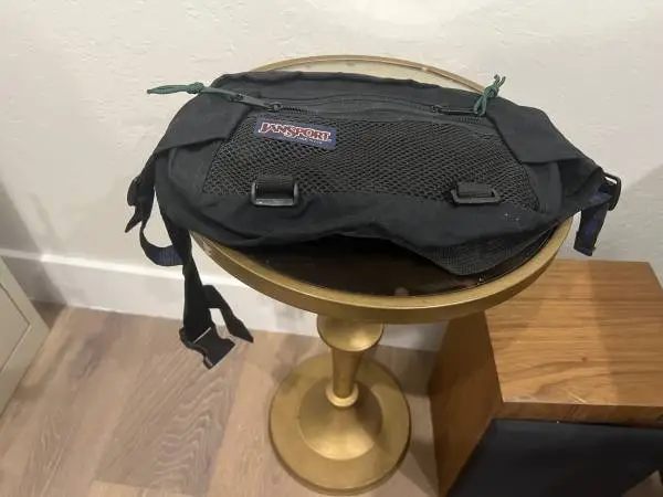 Brand New JansSport Fannie Pack Never used BLACK