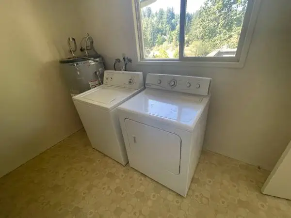 Washer Kenmore/ Dryer Maytag