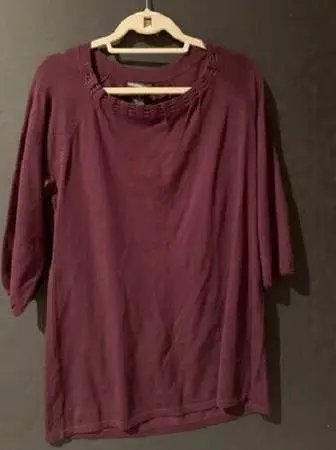 NWT Sweaterworks Cranberry Color 3/4 Sleeve Sweater Size Medium