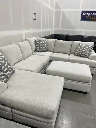 🛒 Big Savings on Sofas & Sectionals – Starting at $400!