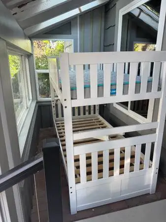 Kids Bunk Bed (ikea)