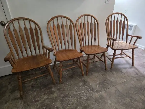 Deep Wide Comfort! Premium Set of 4 Solid Oak Windsor Arrow-Back Dining Chairs