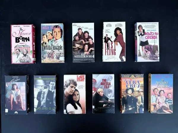 Lot of 11 VHS Movies - Classics, Action, Thriller, Drama, Comedy