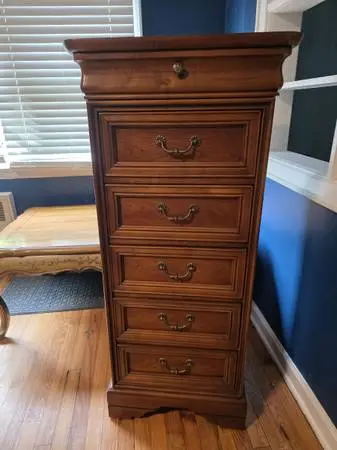 🌟 Gorgeous Lexington Solid Wood 6-Drawer Tall Lingerie Chest 🌟