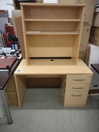 Like New 48wX24d Straight Front Desk w/File & Open Hutch